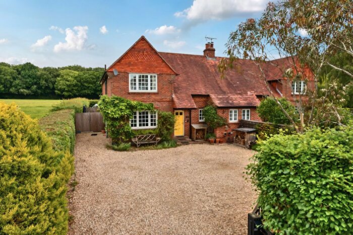 4 Bedroom Semi-Detached House For Sale In Port Hill, Henley-On-Thames, RG9