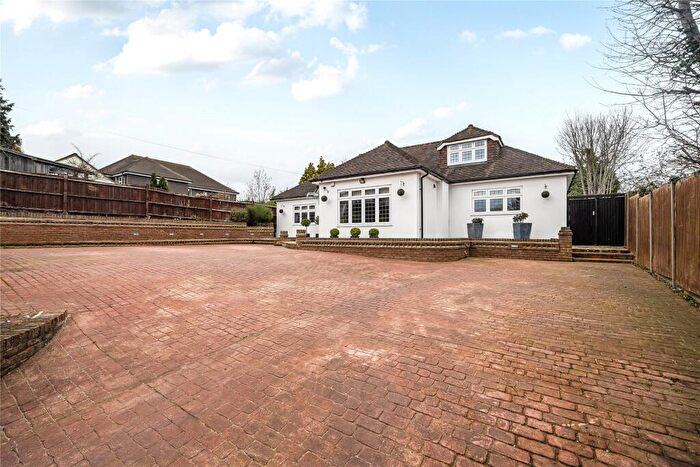4 Bedroom Detached House For Sale In Starts Hill Road, Farnborough, Orpington, BR6