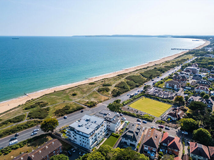 4 Bedroom Penthouse For Sale In Boscombe Overcliff Drive, Southbourne, Bournemouth, Dorset, BH5