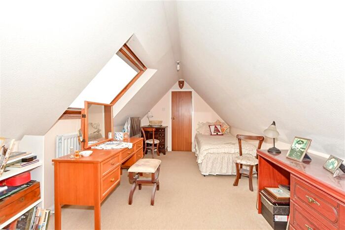 4 Bedroom Detached House For Sale In Park Crescent, Emsworth, Hampshire, PO10