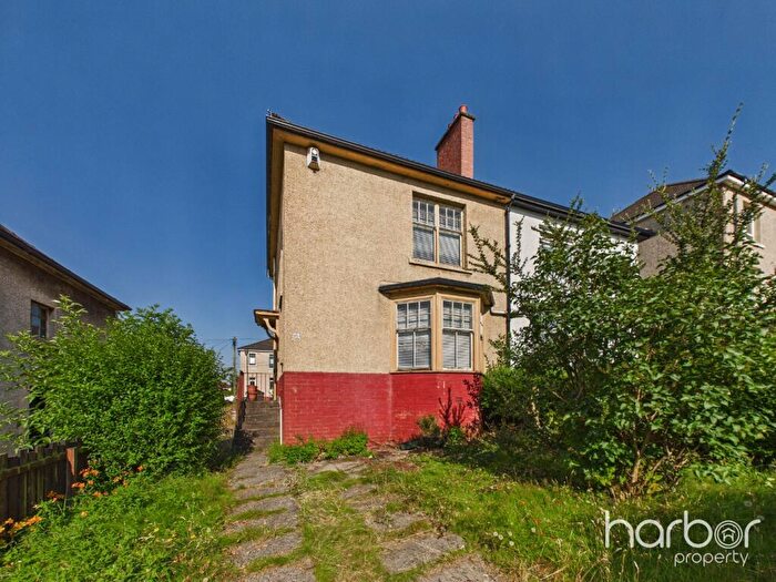 3 Bedroom Semi-Detached House For Sale In Newhaven Street, Carntyne, Glasgow, Glasgow City, G32