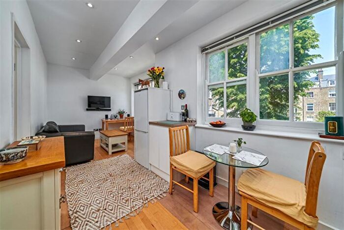 1 Bedroom Flat To Rent In Finborough Road, South Kensington, SW10