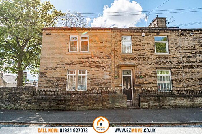 5 Bedroom End Of Terrace House For Sale In New Lane, Siddal, HX3