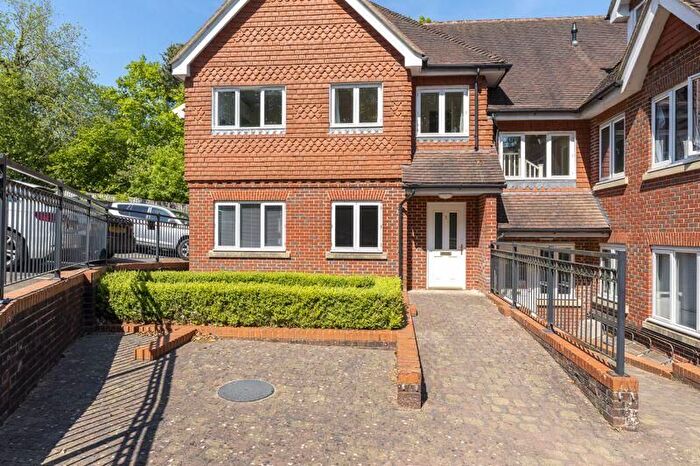 2 Bedroom Flat To Rent In Westwood Mews, Heathfield, TN21