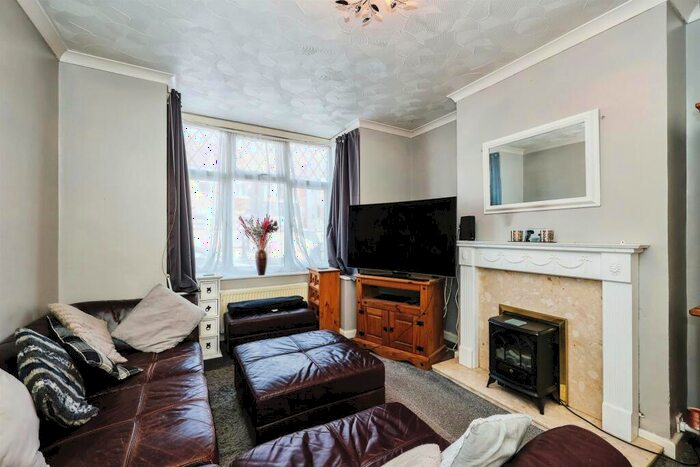 3 Bedroom Terraced House For Sale In Locarno Road, Portsmouth, PO3