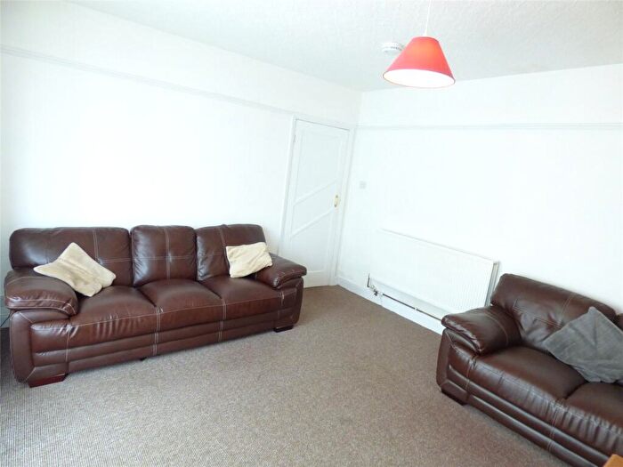 4 Bedroom Semi-Detached House To Rent In St Marys Avenue, Bangor, Gwynedd, LL57