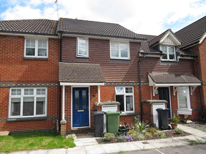 2 Bedroom Property To Rent In Julius Close, Basingstoke, RG24