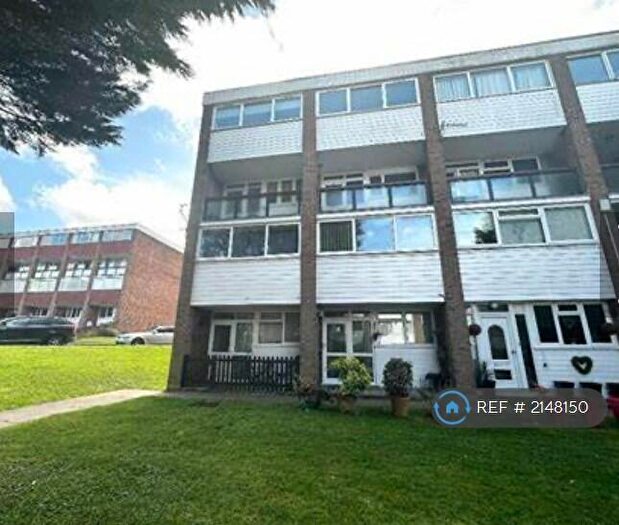 2 Bedroom Maisonette To Rent In Edgewood Drive, Orpington, BR6