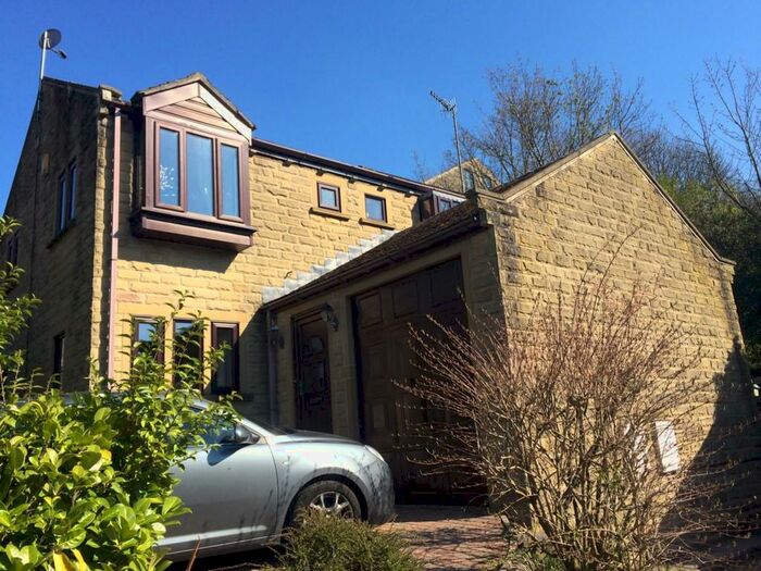 4 Bedroom Detached House To Rent In Arrunden Court, Dunford Road, Holmfirth, HD9