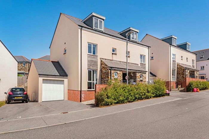 4 Bedroom Semi-Detached House For Sale In Aglets Way, St. Austell, PL25