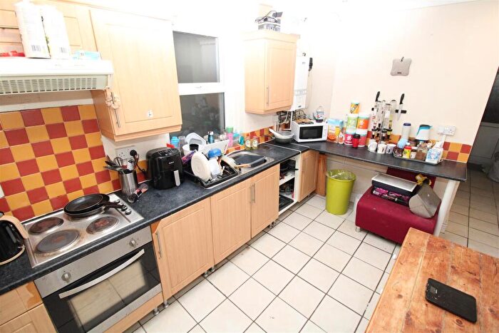 5 Bedroom Terraced House To Rent In Bertha Street, Treforest, CF37