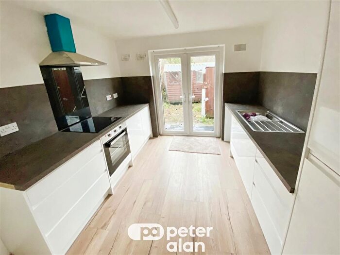 3 Bedroom Terraced House To Rent In Cardiff Road, Aberaman, Aberdare, CF44