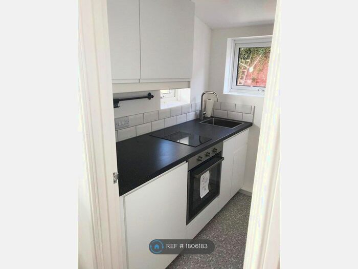 1 Bedroom Flat To Rent In Raleigh Road, Exeter, EX1