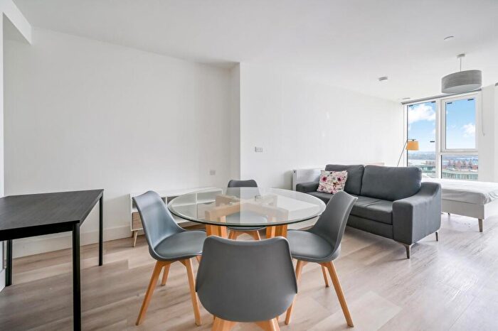 Apartment For Sale In Hale Works Apartment, N17