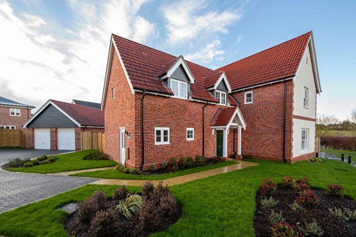 4 Bedroom Detached House For Sale In Wickham Market, Suffolk, IP13