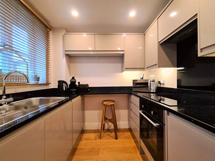 1 Bedroom Flat For Sale In Oakleaf Court, Mill Ride, Ascot, Berkshire, SL5
