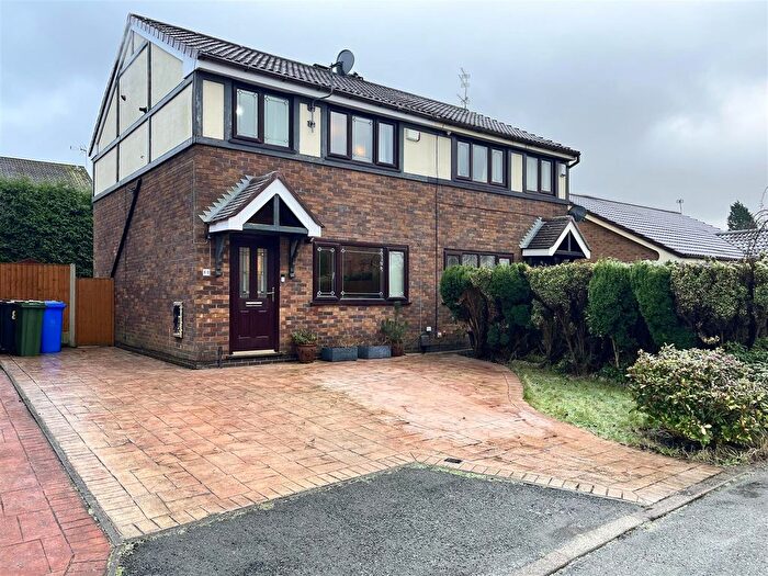 3 Bedroom Semi-detached House To Rent In The Ladysmith, Ashton-Under-Lyne, OL6