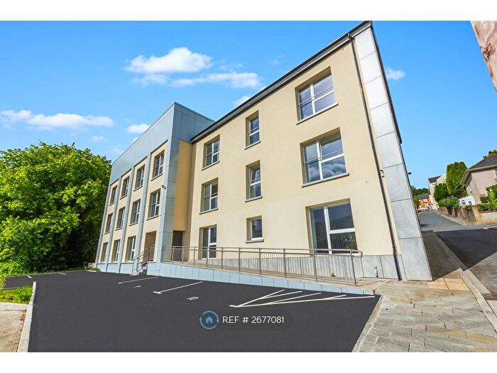 1 Bedroom Flat To Rent In Carlton House, Ebbw Vale, NP23