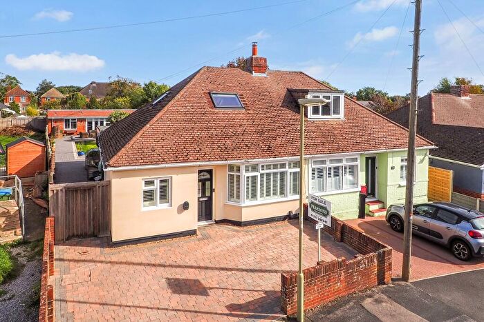 5 Bedroom Semi-Detached Bungalow For Sale In Beech Road, Fareham - Bungalow With Detached Annexe, PO15