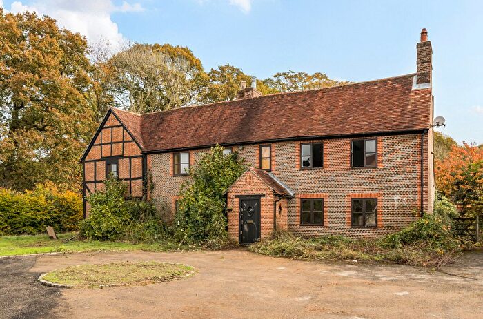 5 Bedroom Detached House For Sale In Botley Road, Curbridge, Hampshire, SO30