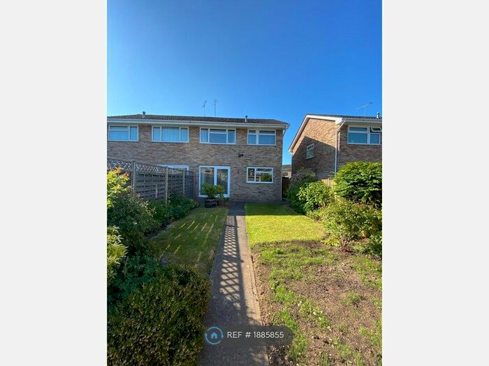 3 Bedroom Semi-Detached House To Rent In Greenslade Gardens, Nailsea, Bristol, BS48