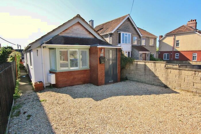 2 Bedroom Detached House To Rent In The Common, BA14