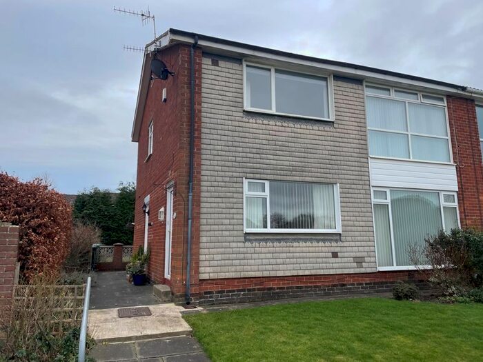 2 Bedroom Flat To Rent In Meadow Walk, Ryton, NE40