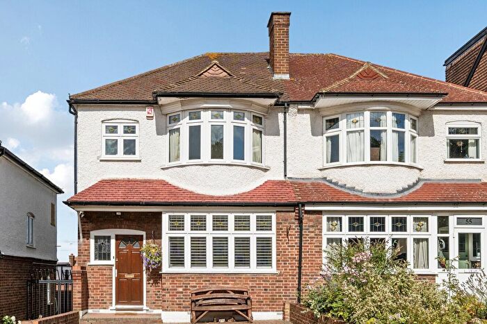 3 Bedroom Semi-detached House For Sale In Norwood Park Road, West Norwood, London, SE27