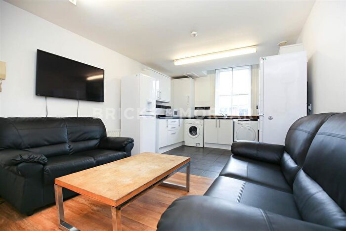 6 Bedroom Flat To Rent In Clayton Street West, Newcastle Upon Tyne, NE1