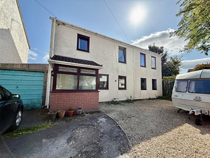 5 Bedroom Detached House For Sale In Castle Lodge Crescent, Caldicot, Mon., NP26