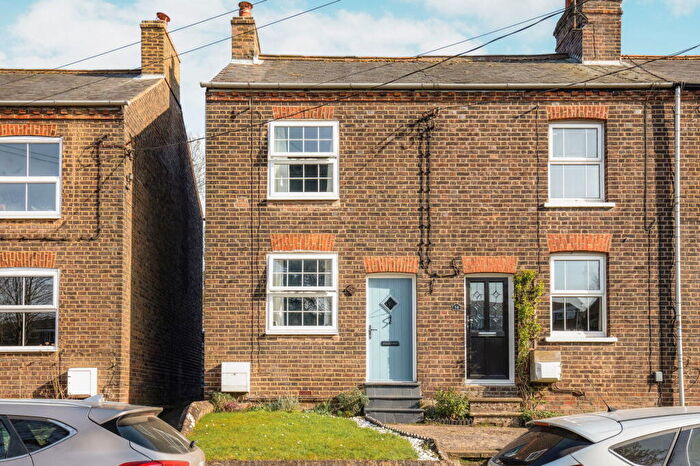 2 Bedroom End Of Terrace House For Sale In Brook Street, Tring, HP23