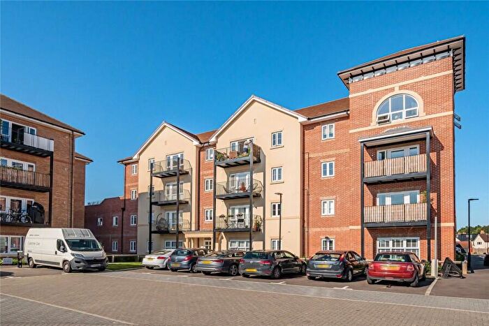 2 Bedroom Apartment To Rent In Hersham, Surrey, KT12
