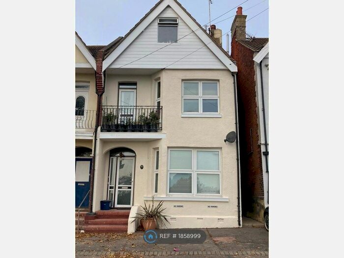 1 Bedroom Flat To Rent In Herbert Grove, Southend-On-Sea, SS1