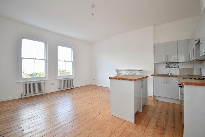 2 Bedroom Flat To Rent In Charles Road, St. Leonards-On-Sea, TN38