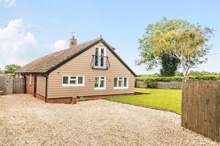 3 Bedroom Semi-Detached Bungalow For Sale In Nunton Drove, Nunton, SP5