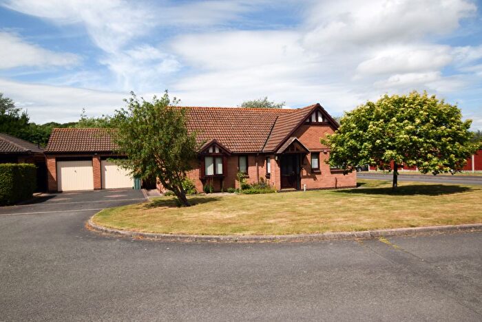 3 Bedroom Detached Bungalow For Sale In Horsechestnut Drive, Shawbirch, TF5