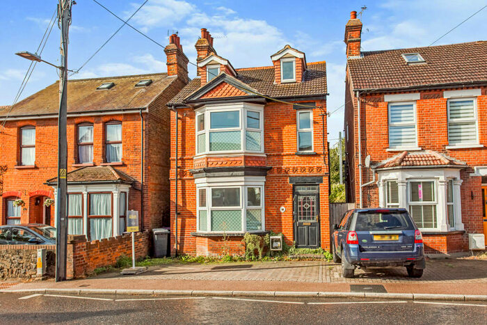 1 Bedroom House To Rent In Ashingdon Road, Rochford, SS4