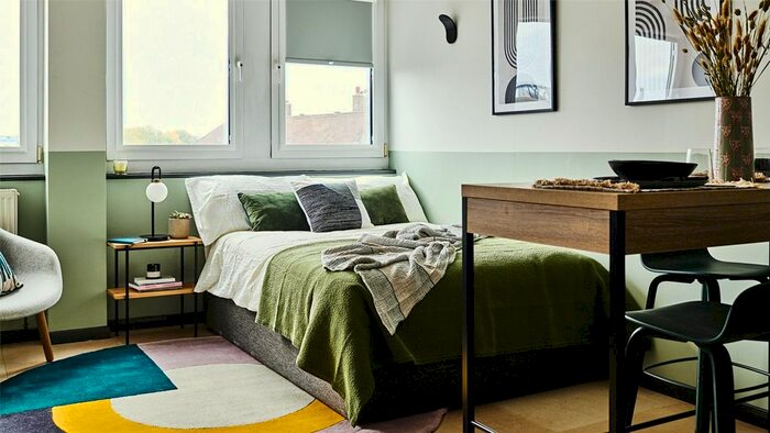 Studio To Rent In Uncle Stockwell, Courland Grove, London, SW8