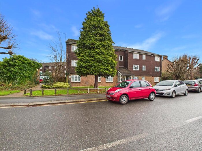 1 Bedroom Flat For Sale In Kendall Avenue, South Croydon, CR2