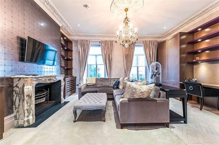 5 Bedroom Terraced House To Rent In Walton Street, Knightsbridge, SW3
