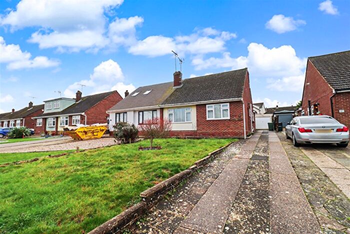 2 Bedroom Semi-Detached Bungalow For Sale In Brain Valley Avenue, Black Notley, Braintree, CM77