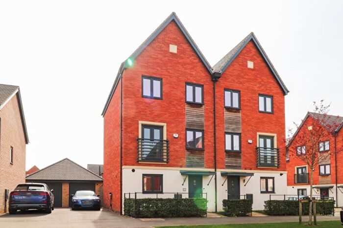 3 Bedroom Detached House For Sale In West Street, Upton, Northampton, NN5