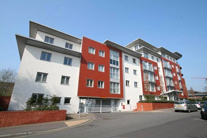 2 Bedroom Apartment To Rent In Woking, GU22