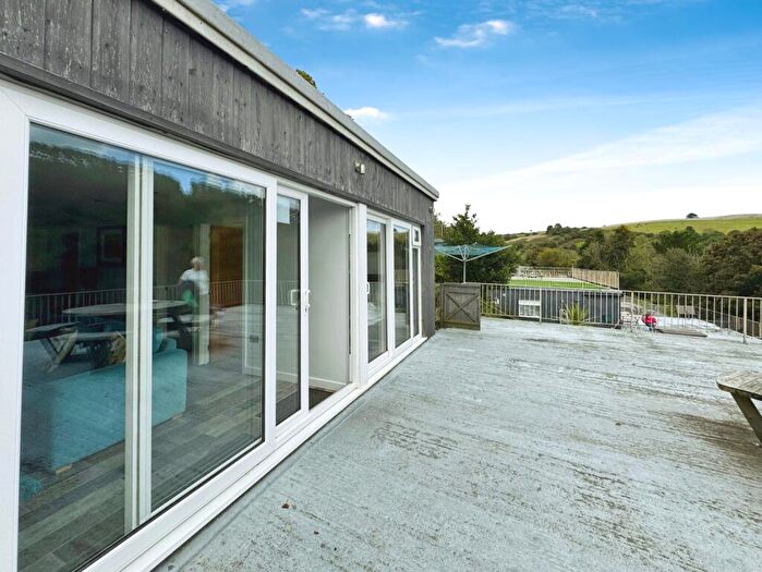 2 Bedroom Bungalow For Sale In Millendreath Holiday Village, Millendreath, Looe, Cornwall, PL13