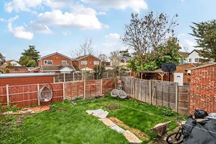 4 Bedroom Semi-Detached House For Sale In Burnham, Sandringham Court, Burnham, Slough, SL1