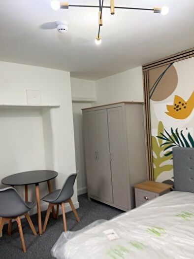 1 Bedroom Studio To Rent In Watkin Terrace, Abington, Northampton, NN1