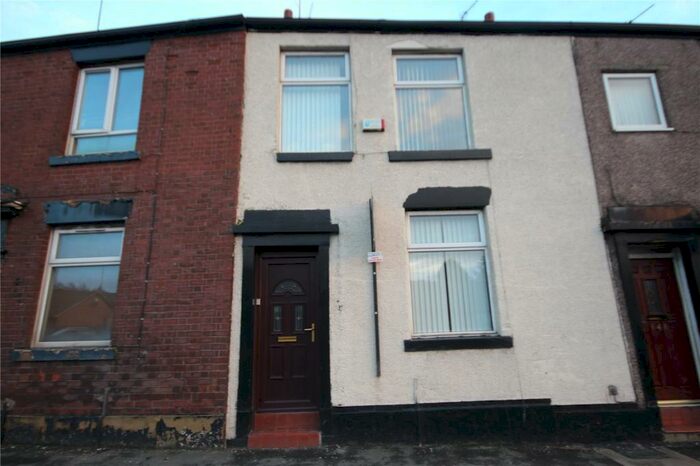 3 Bedroom Terraced House To Rent In Halifax Road, Rochdale, Greater Manchester, OL16
