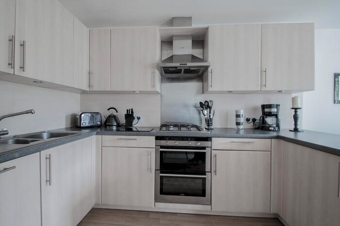 4 Bedroom Terraced House To Rent In Woodlands Terrace, Cults, Aberdeen, AB15