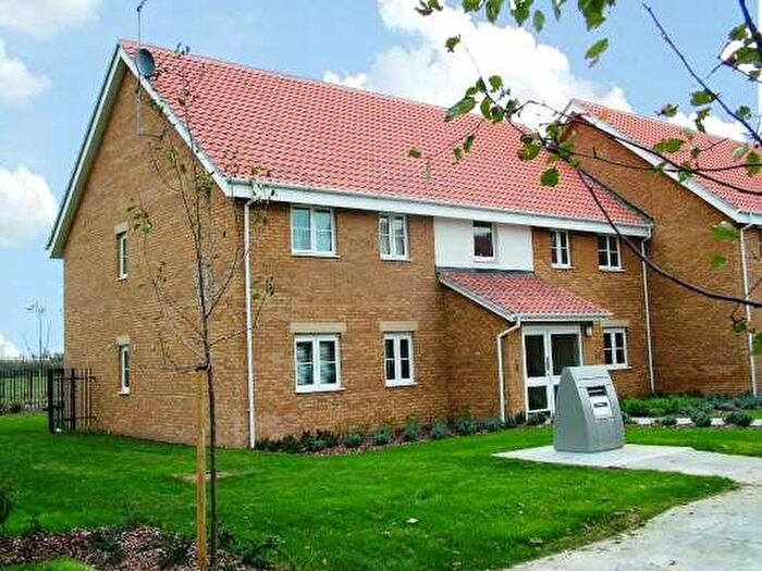 2 Bedroom Flat To Rent In Lime Kiln Close, Peterborough, Cambridgeshire, PE3
