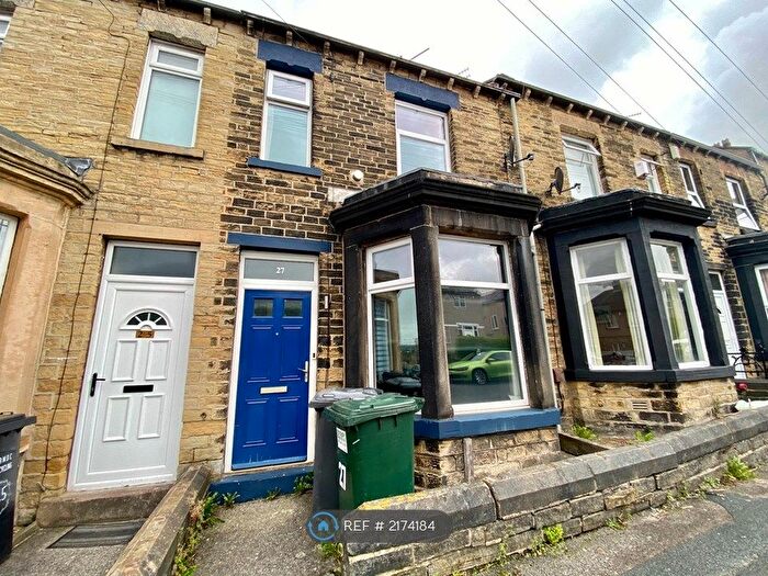 3 Bedroom Terraced House To Rent In Clare Road, Wyke, Bradford, BD12
